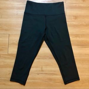 Zyia Active Black Cropped Leggings - Size 2